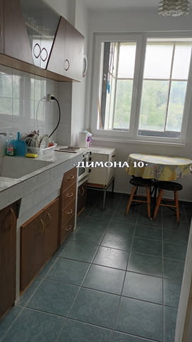 "ДИМОНА 10" ООД продава тристаен апартамент в Централен южен район, ул. Борисова. Сит - снимка 5