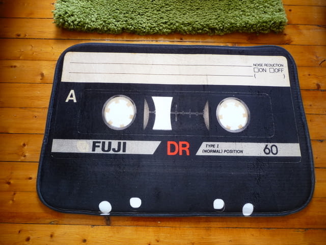 16. Килимче аудиокасета audio tape касетофон касетка стерео FUJI - снимка 2