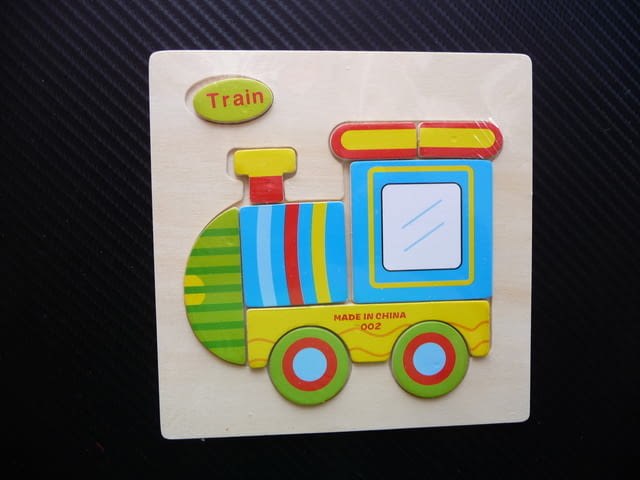 Дървен пъзел влак за най-малките играчка локомотив вагони, град Радомир | Образователни / Занимателни