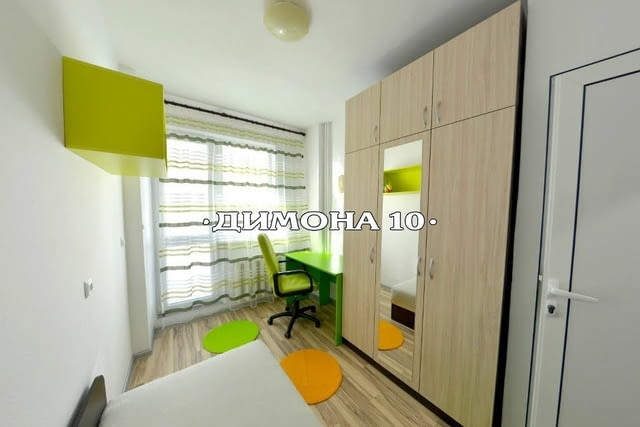 'ДИМОНА 10' ООД отдава стилно обзаведен тристаен апартамент в идеален център - снимка 6