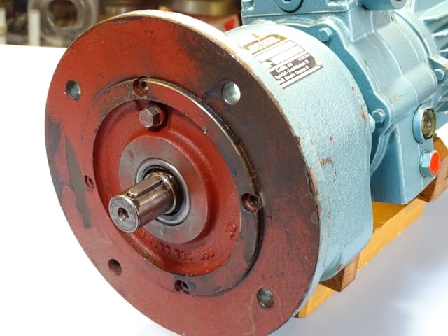 Вариаторен мотор-редуктор Lenze 1154202050 250W, град Пловдив | Промишлено Оборудване - снимка 11