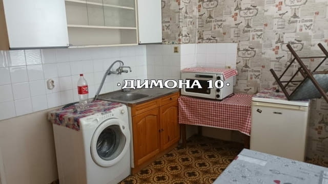 "ДИМОНА 10" ООД отдава обзаведен едностаен апартамент в кв. Възраждане - снимка 2