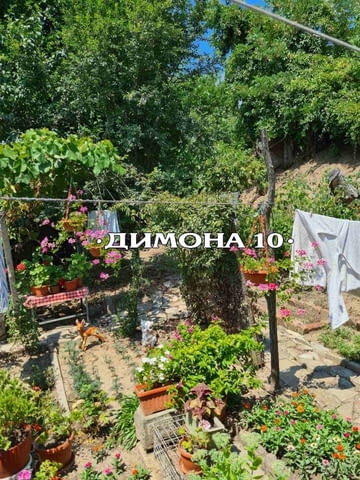 "ДИМОНА 10" ООД продава урегулиран поземлен имот за "друг вид застрояване". Си - снимка 2