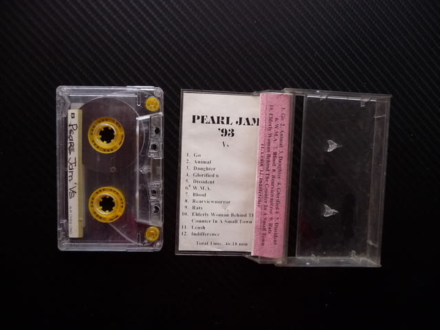 Pearl Jam Vs 93 rock гръндж рок музика Сиатъл 90-те класация, град Радомир - снимка 2