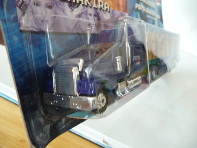 Пепси Камион Шакира Pepsi Shakira лимирано камионче ново, city of Radomir - снимка 3