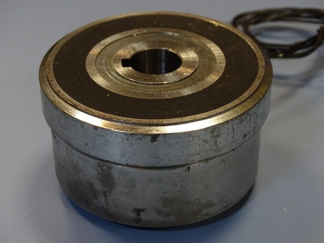 Съединител електромагнитен Lenze 14.105 24V DC, city of Plovdiv | Industrial Equipment - снимка 2