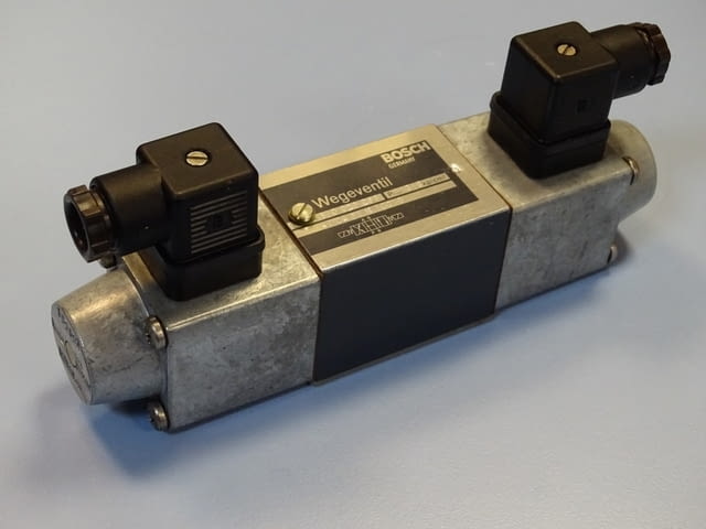 Хидравличен разпределител BOSCH WV04P1N100A0 directional control valve - снимка 1