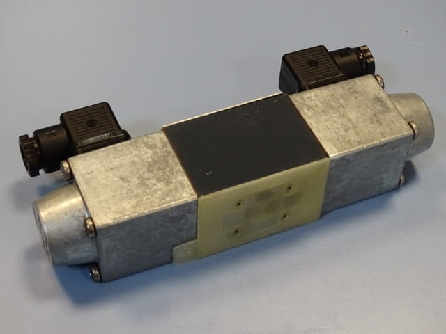 Хидравличен разпределител BOSCH WV04P1N100A0 directional control valve - снимка 8