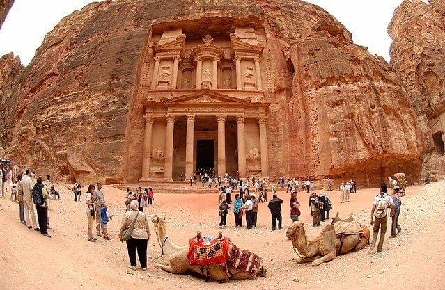 Най-доброто от ЙОРДАНИЯ за 5 нощи със закуски и вечери и директен полет! - снимка 1