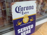 Corona Extra бира реклама бар наливна чаша халба Served Here