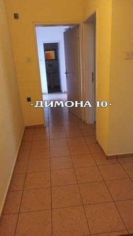 'ДИМОНА 10' ООД отдава просторен двустаен, обзаведен апартамент, център - снимка 7