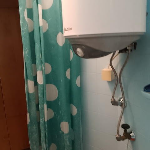 Варна, Електро услуги, бойлери, перални, печки, газови уреди, град Варна | Ремонт на техника - снимка 1