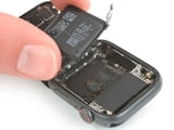 MLgroup предлага смяна на батерия на Apple Watch: