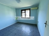 2845. Тристаен, необзаведен апартамент под наем в квартал Училищни, Хасково.