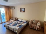 Двустаен апартамент на първа линия в Созопол на 3 метра от плажа Хармани