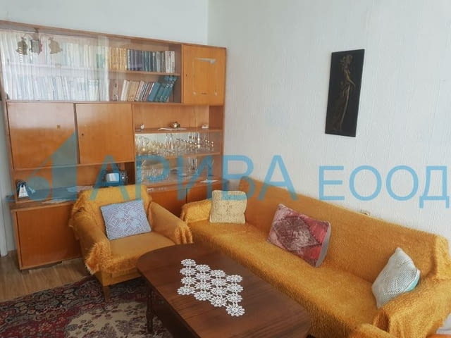 Тристаен апартамент на ул. Добруджа Хасково 3-стаен, 105 м2, Тухла - град Хасково | Апартаменти - снимка 2