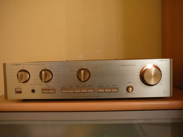 Luxman l-215 - град Пазарджик | Ресийвъри / Усилватели - снимка 1