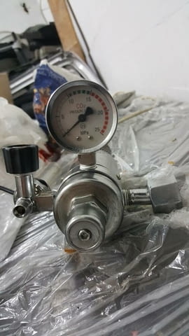 Редуцир вентил за аргон и СО2 със подгряване - city of Vidin | Instruments - снимка 1