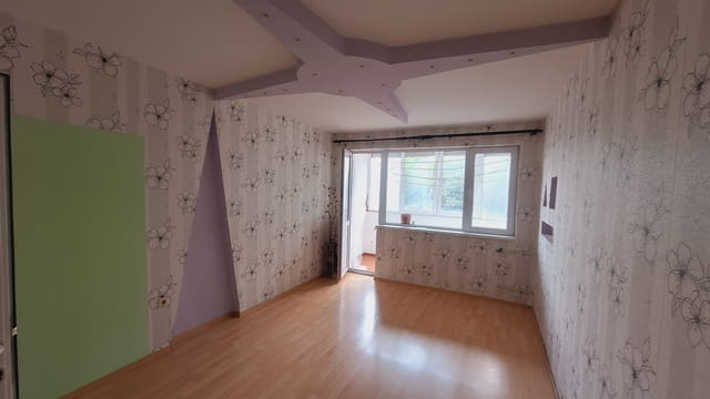 Продавам тристаен апартамент Възраждане до КАТ 2-bedroom, 85 m2, Panel - city of Varna | Apartments - снимка 1