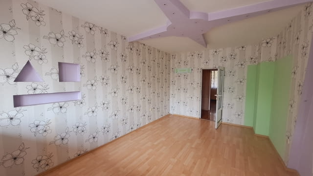 Продавам тристаен апартамент Възраждане до КАТ 2-bedroom, 85 m2, Panel - city of Varna | Apartments - снимка 2