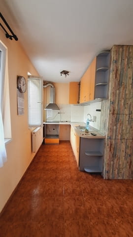 Продавам тристаен апартамент Възраждане до КАТ 2-bedroom, 85 m2, Panel - city of Varna | Apartments - снимка 4