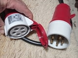Заряден кабел за електромобил