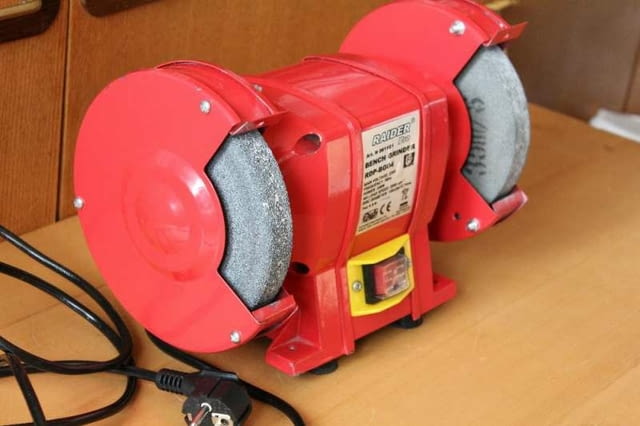 Шмиргел настолен - град Видин | Инструменти / Оборудване - снимка 2