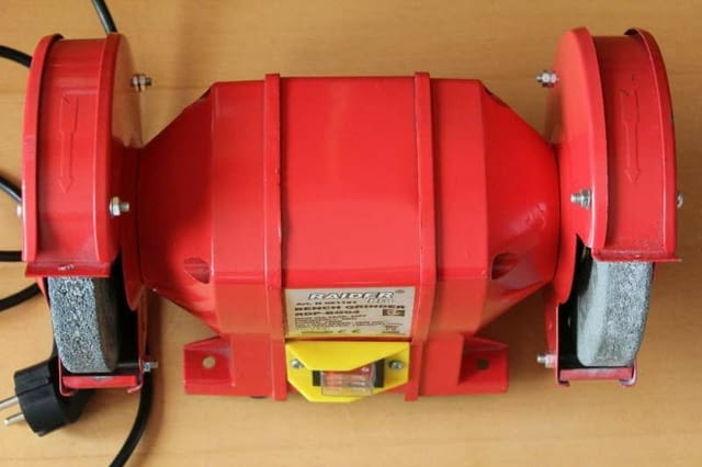 Шмиргел настолен - град Видин | Инструменти / Оборудване - снимка 4