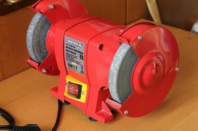 Шмиргел настолен - град Видин | Инструменти / Оборудване - снимка 6