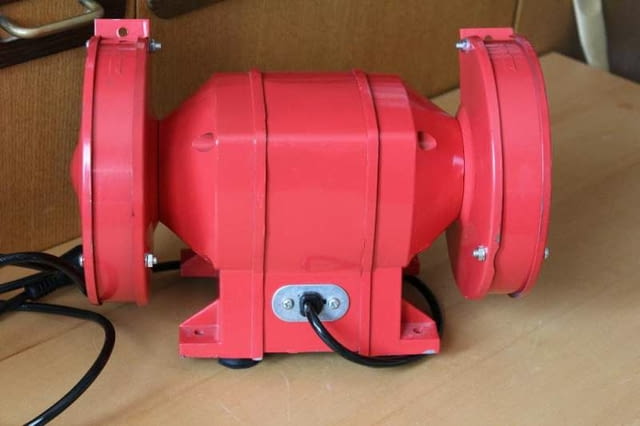 Шмиргел настолен - град Видин | Инструменти / Оборудване - снимка 7