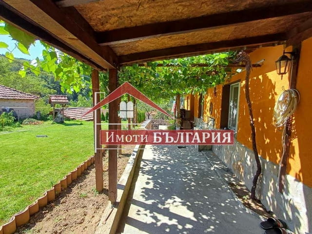 Ремонтирана къща в с.Мраченик Тухла, 80 м2, С паркинг - село Мраченик | Къщи / Вили - снимка 5