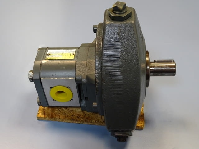 Хидравлична помпа Rexroth 1PF1R4 /Rexroth-Sigma 1PF2G2 Hydraulic Pump - снимка 2