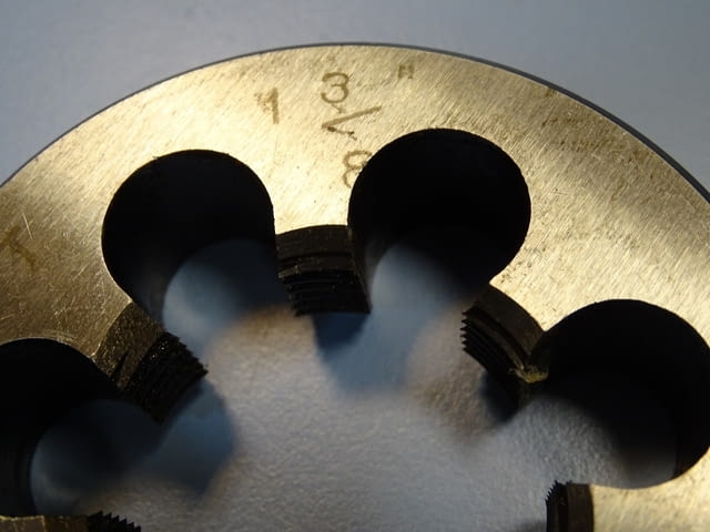 Плашка тръбна резба Т G1 3/8" 7-навивки - град Пловдив | Инструменти - снимка 2