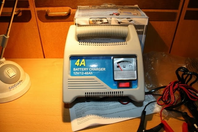 Зарядно устройство за акумулатори - city of Vidin | Accessories - снимка 4