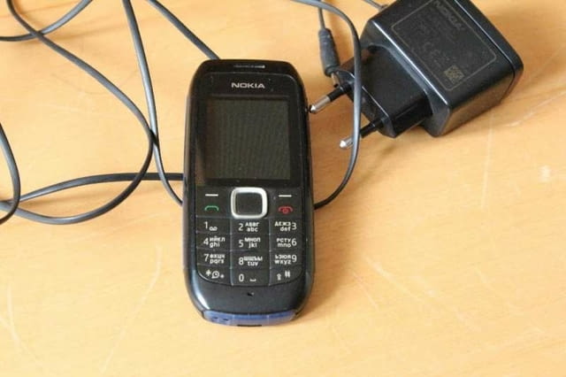 Nokia 1616 с фенерче и радио - град Видин | Смартфони - снимка 7