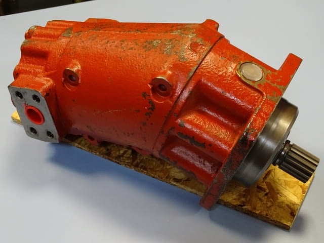 Хидромотор "PRVA PETOLETKA" MF 75TF/1 hydraulic motor(Linde MF75) - снимка 1