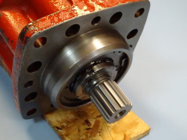 Хидромотор "PRVA PETOLETKA" MF 75TF/1 hydraulic motor(Linde MF75) - снимка 2