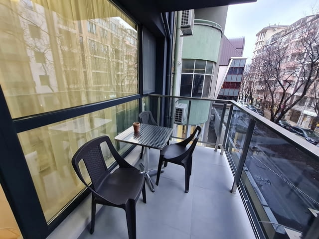 НОВ Тристаен лукс ТОП център. СЕВАСТОПОЛ 2-bedroom, 100 m2, Brick - city of Varna | Apartments - снимка 10
