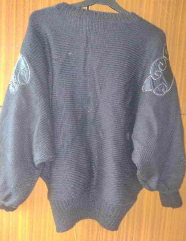Пуловер -блузон с апликации Autumn/Winter, Cardigan, L, XL - city of Bеrkovitsa | Women’s Clothes - снимка 2