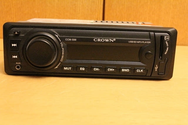 Радио за кола CROWN - city of Vidin | Accessories - снимка 1