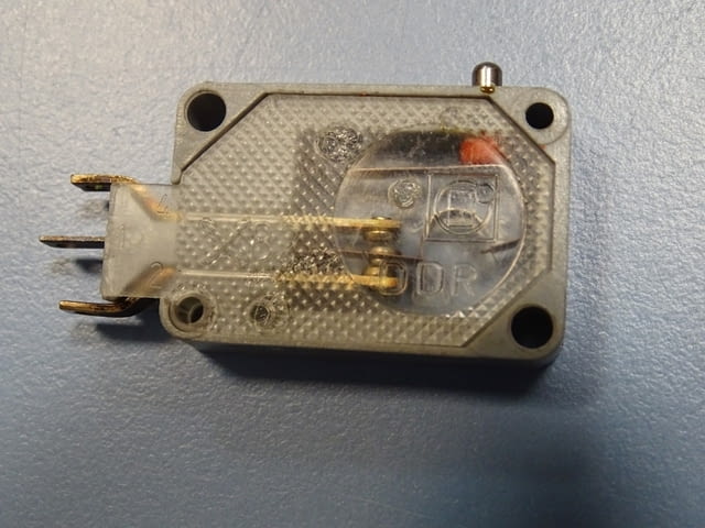 Микро-изключвател VEB Robotron Auerbach microswitch C2 4A 220VAC - снимка 2