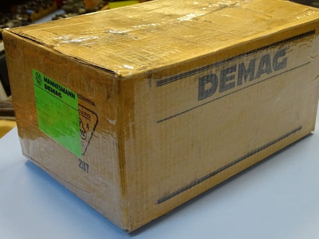 Ел. двигател Mannesmann DEMAG KBA 71 A 4 220/380V 0.48kW, град Пловдив | Промишлено Оборудване - снимка 12