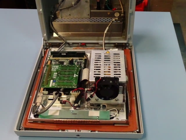 Индустриален монитор DYNAPRO Ergo Touch 3170 115/230V, city of Plovdiv | Monitors - снимка 12