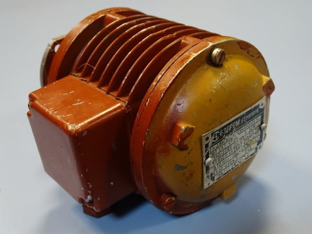 Ел. двигател ”Елпром” ЕКТ 40/6 30W 220/380V, град Пловдив | Промишлено Оборудване - снимка 5