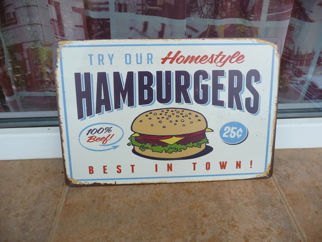 Хамбургер метална табела най-добрия в града бързо хранене, град Радомир | Рекламни Материали - снимка 1