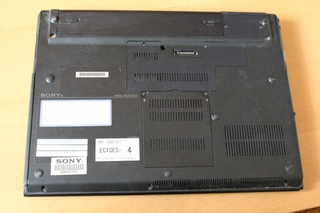 Sony Vaio PCG 14 инча метален корпус цял или на части - град Видин | Лаптопи - снимка 7