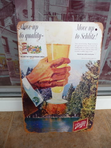 Метална табела бира Шлиц Schlitz пиво езеро бутонели ръкавели