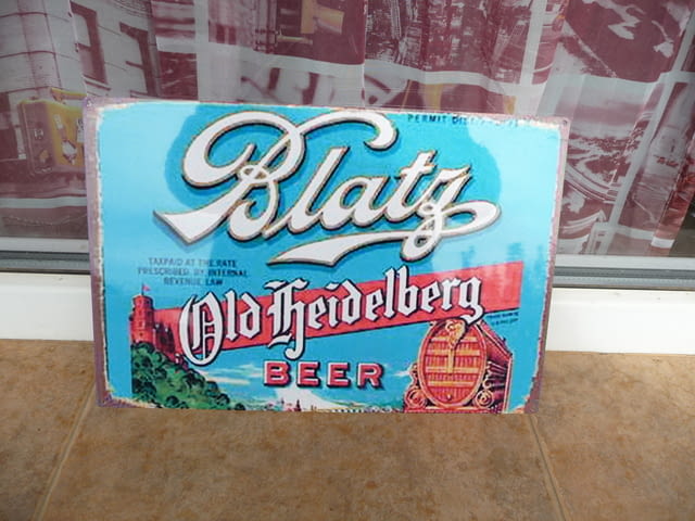 Метална табела бира Blatz beer реклама декор бар наздраве, град Радомир | Рекламни Материали - снимка 1