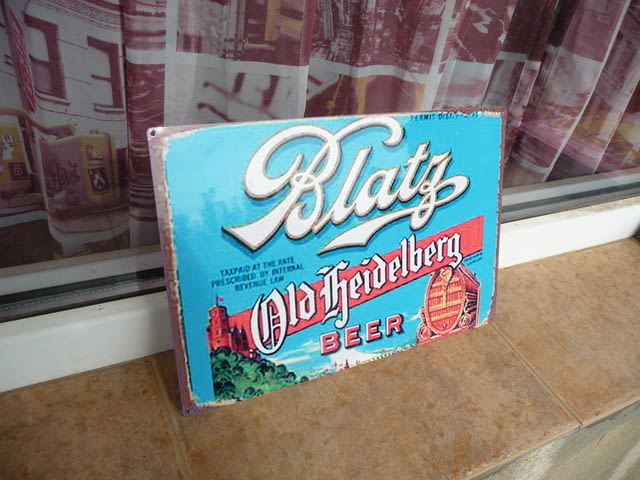 Метална табела бира Blatz beer реклама декор бар наздраве, city of Radomir - снимка 2