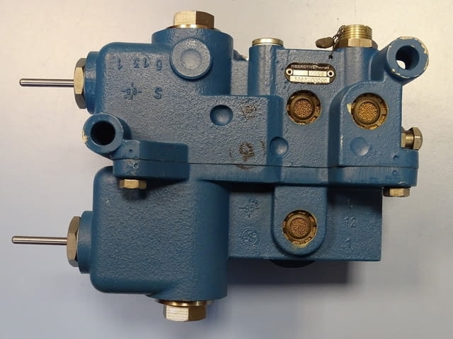 Пневматичен блок Rexroth Pneumatic 335 32 000 00 Pneumatic Pressure Reducing Station - снимка 6